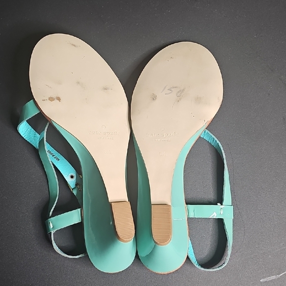 Kate Spade Shoes Women's Aqua Teal Blue Patent Leather Wedge Sandals Size 8 - Picture 6 of 7